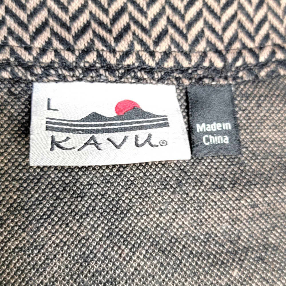 Kavu Chevron Pattern Pullover With Quarter Zipper… - image 6